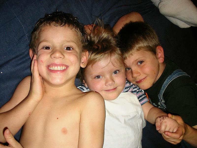 3-15.JPG - Steve, Kika and Dustin